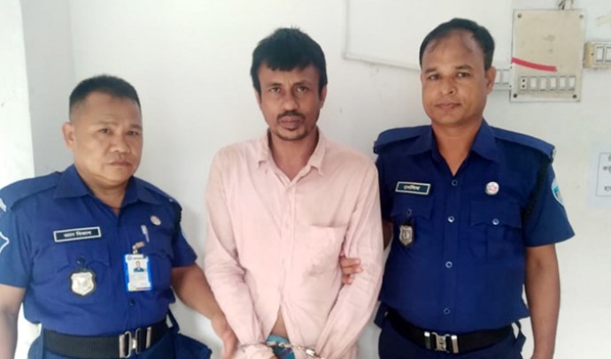বাবা ছেরাগ আলীকে দা দিয়ে কুপিয়ে হত্যার দায়ে ছেলের যাবজ্জীবন কারাদণ্ড